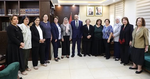 النائب العام يلتقي وفداً من الاتحاد العام للمرأة الفلسطينية