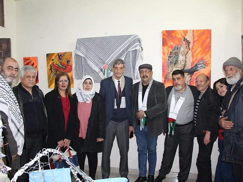 معرض فني في مخيم اليرموك. يُؤكّد على هويّة الشعبِ الفلسطيني