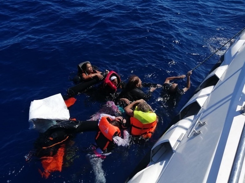 استمرار الجهود للبحث عن المفقودين قبالة سواحل اليونان