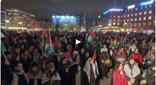 مظاهرة حاشدة في العاصمة كوبنهاغن لدعم الشعب الفلسطيني