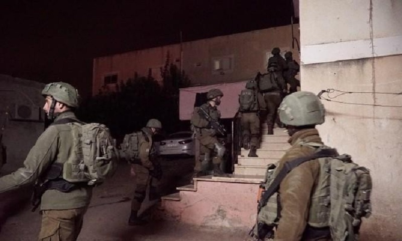 اعتقالات جيش الاحتلال تطال ثلاث مخيمات بالضفة