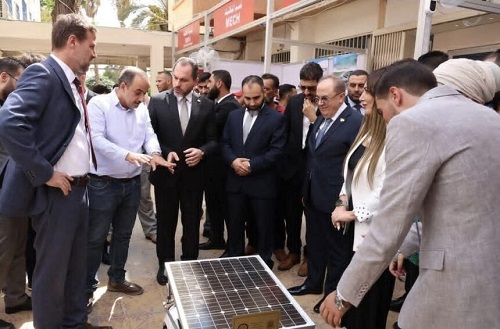 الأونروا تنظم معرضاً للتوظيف في دمشق لدعم الشباب الباحثين عن عمل