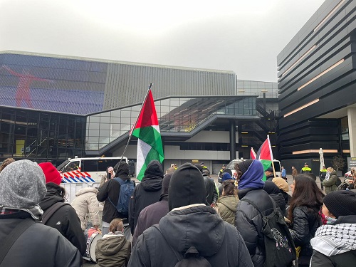 وقفة احتجاجية في هولندا امام معرض الاسلحة الدولي رفضا لتسليح اسرائيل
