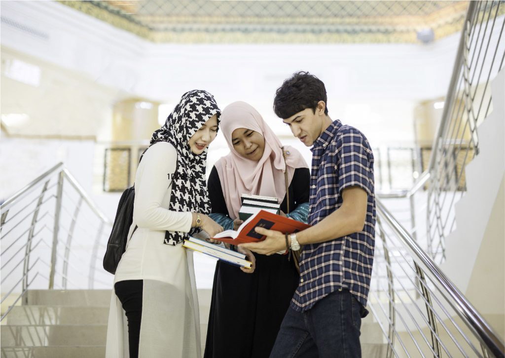 الإعلان عن منح دراسية للطلبة الفلسطينيين في لبنان بجامعة ماليزيّة