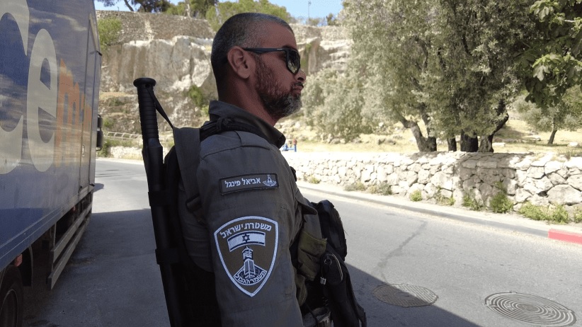 بعد ساعات من الإفراج- الاحتلال يعتقل محررا من القدس