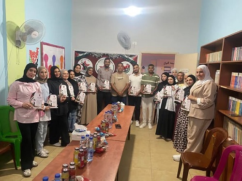 قطاع الشباب والطلاب في الجبهة الديمقراطية يكرّم قيادته وكوادره في مخيم البرج الشمالي تقديراً لإنجاح البرنامج الصيفي للقطاع
