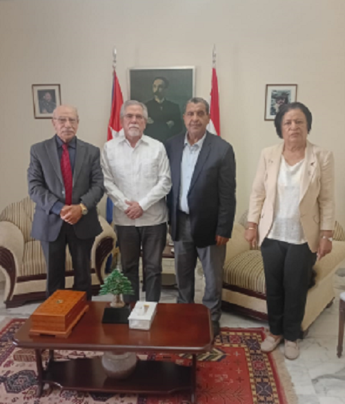الديمقراطية تلتقي السفير الكوبي في لبنان وتؤكد وقوفها الى جانب كوبا في مواجهة الحصار والتهديدات الاستعمارية الأمريكية.