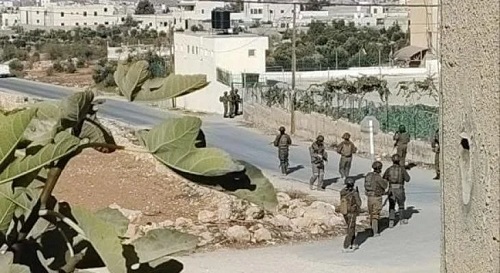الاحتلال يقتحم مدرسة ذكور ماعين في يطا ويعرقل العملية التعليمية