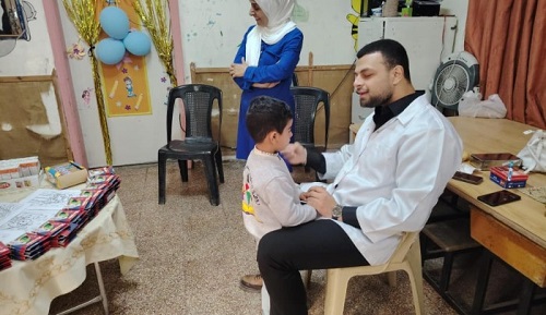 مبادرة تطوعية للتوعية بصحة الفم والأسنان تستهدف أطفال مخيم خان الشيح