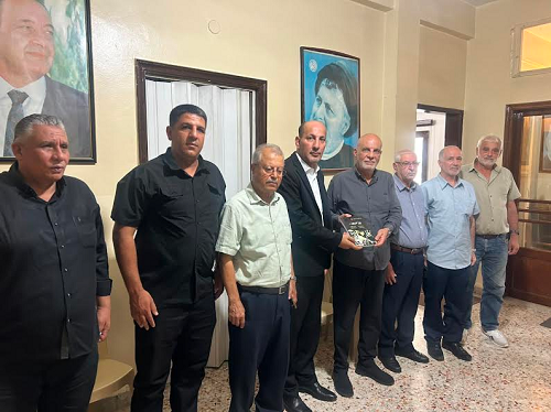 الجبهة الديمقراطية تبحث مع النائب علي خريس تطورات الأوضاع الفلسطينية وأوضاع اللاجئين في لبنان