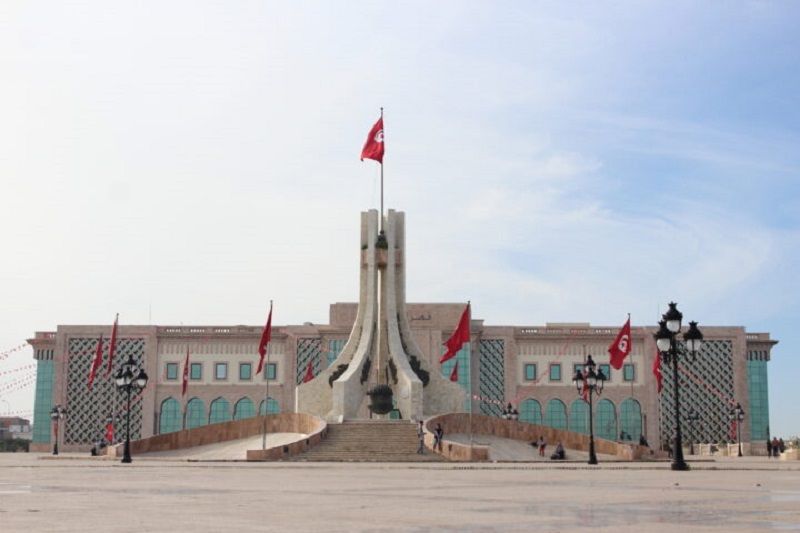 دائرة المقاطعة في الجبهة الديمقراطية تثمن دراسة البرلمان التونسي لتجريم التطبيع