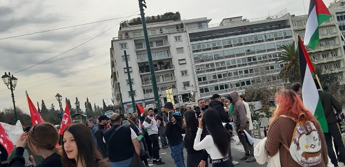 وقفة أسبوعية أمام البرلمان اليوناني للأسبوع الثامن تضامنا مع الشعب الفلسطيني